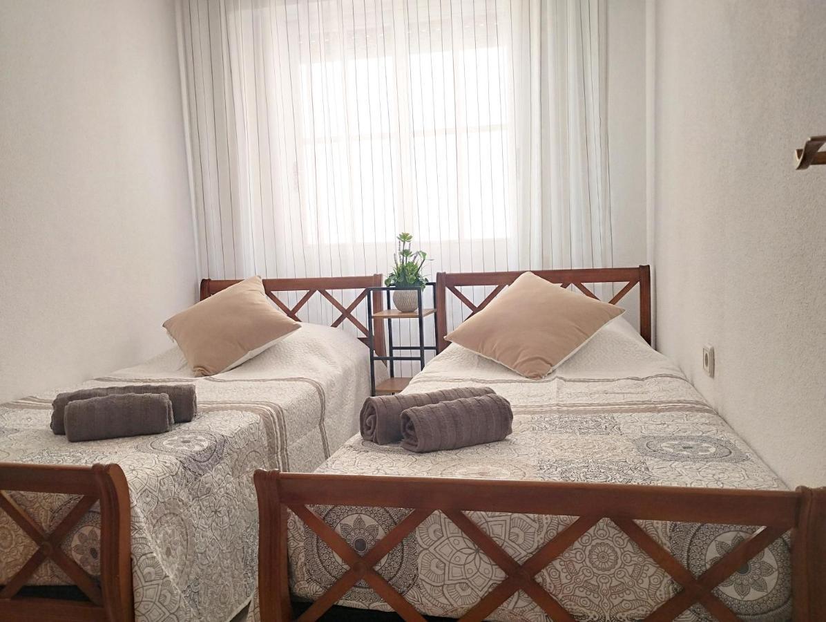 Torrevista Three Bedroom Apartment, Two Swimming Pools And Garage Torrevieja Luaran gambar