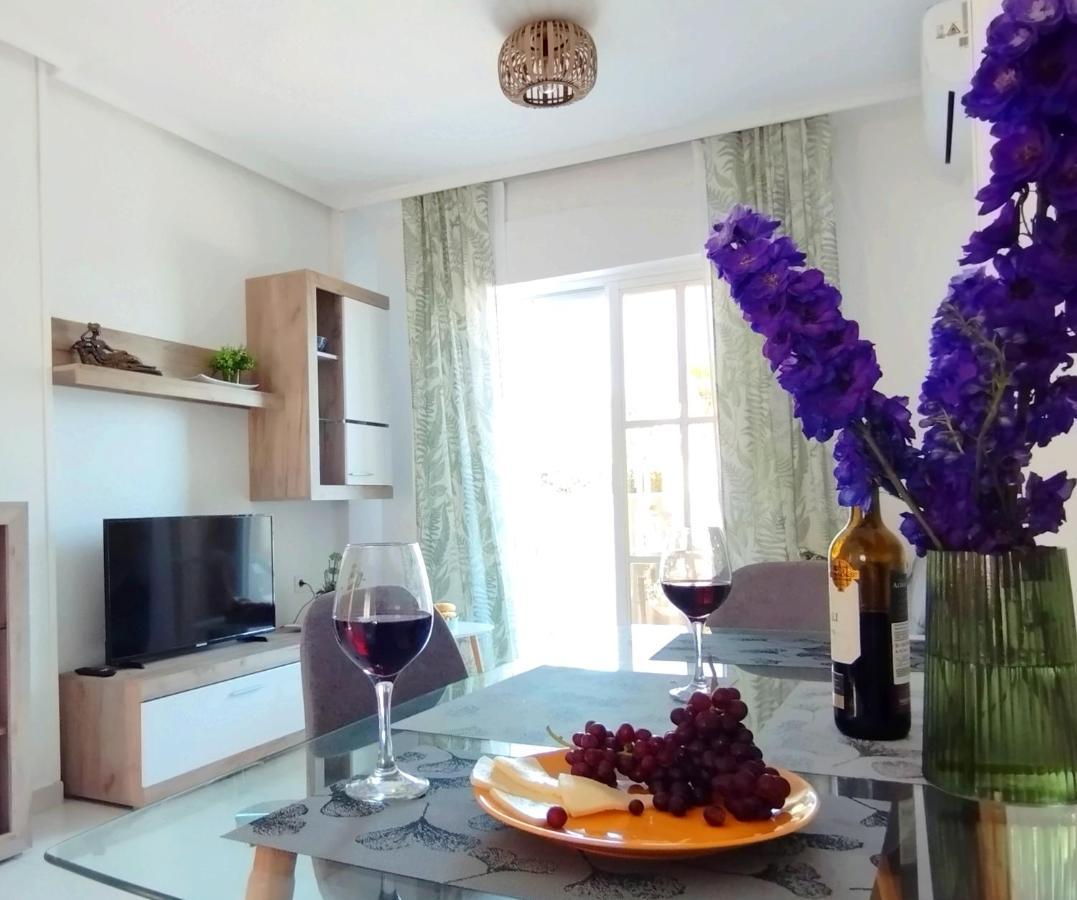 Torrevista Three Bedroom Apartment, Two Swimming Pools And Garage Torrevieja Luaran gambar