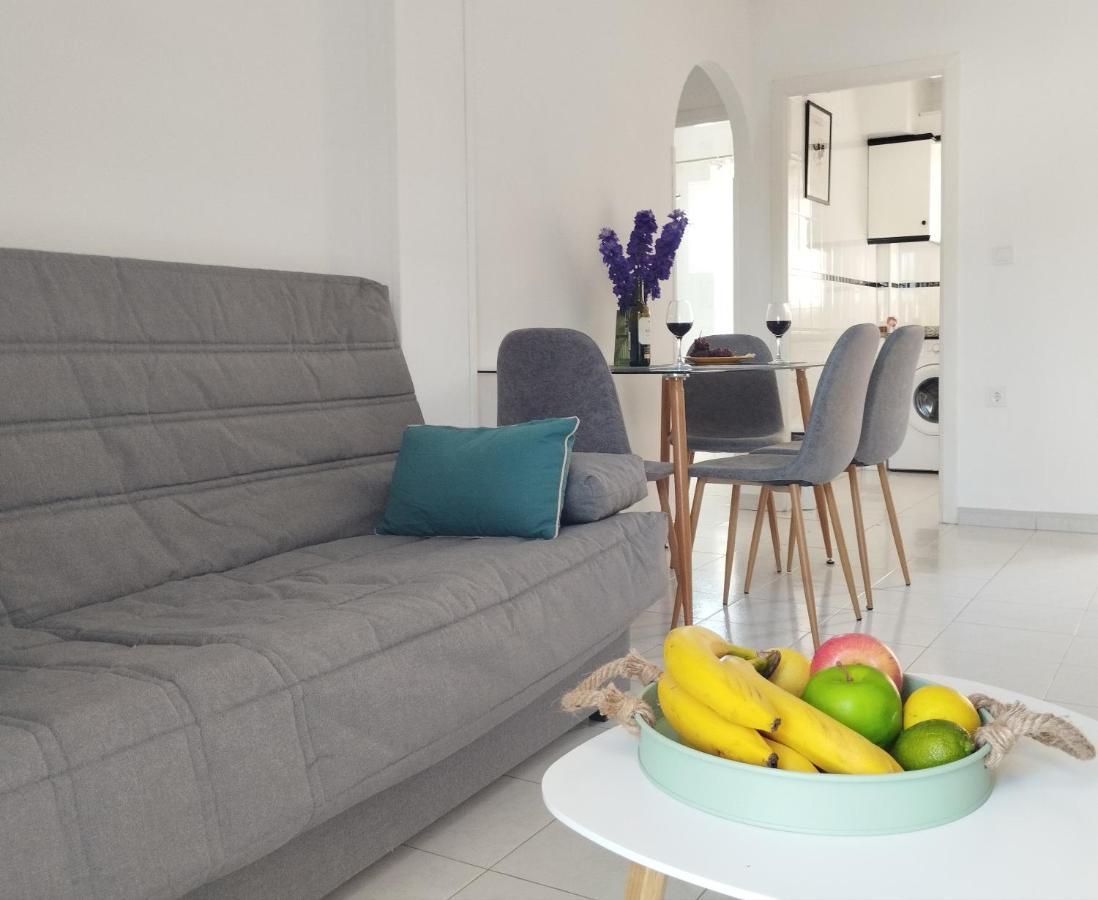 Torrevista Three Bedroom Apartment, Two Swimming Pools And Garage Torrevieja Luaran gambar